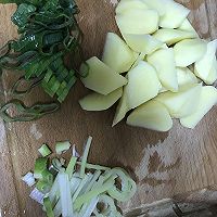 排骨干菜土豆汤面的做法图解6