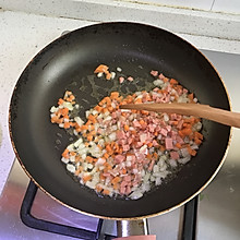 番茄蔬菜炒饭