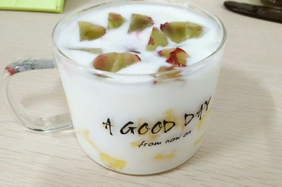 减肥水果酸奶