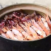 加拿大北极虾腊味煲仔饭的做法图解6