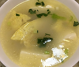 鸡蛋鲫鱼豆腐汤 神仙般的味道的做法