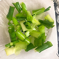 ［春夏菜]黄瓜菜凉拌皮蛋的做法图解6