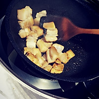 家常荸荠炖肉的做法图解2