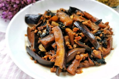 菜干烧茄子