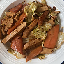 有啥做啥-包菜炒豆干