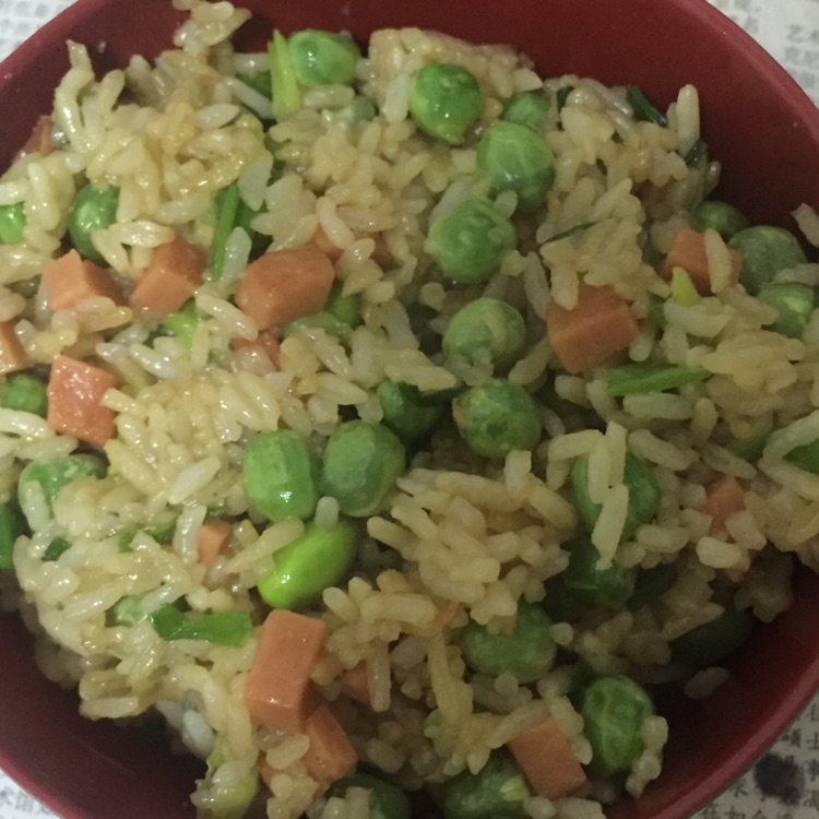 大豆火腿炒饭