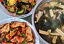 酱汁香菇煎豆腐+木须肉+海带腐竹瘦肉汤的做法