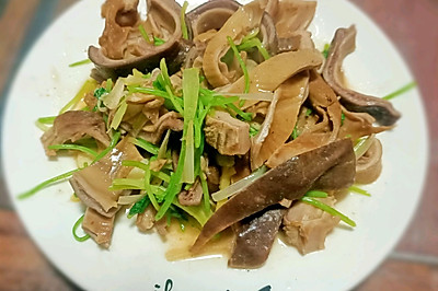 年菜芫爆肚丝