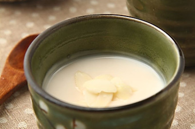 营养早餐必备——豆浆酸奶