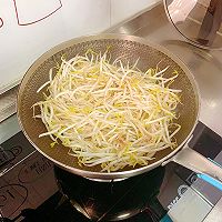醋溜豆芽的做法图解3