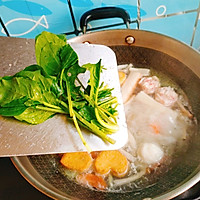 海鲜菇鱼丸汤的做法图解12