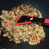肉末土豆焖饭的做法图解4