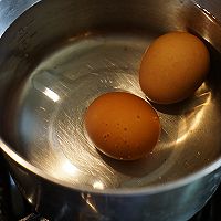 馬來西亞國民早餐 【半生熟蛋】的做法图解2