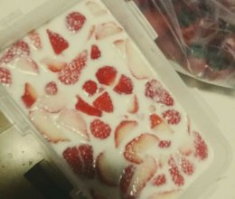 草莓椰奶羹的做法