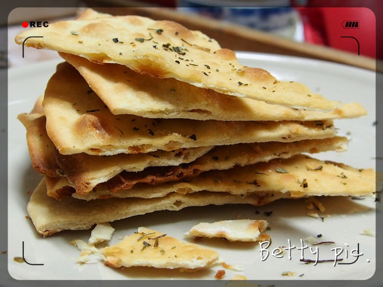 小食烤薄饼，披萨薄饼饼胚的做法