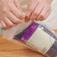 紫米饭团【宝宝辅食】的做法图解1