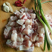 糖色红烧肉（你懂的美味）的做法图解1