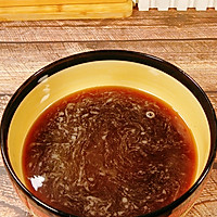 秋季应季美味！板栗红糖糕，栗香满满，软软糯糯巨好吃的做法图解4