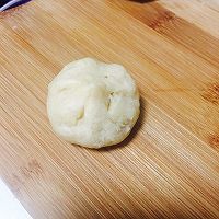 酥到掉渣的美味“蛋黄酥”的做法图解5