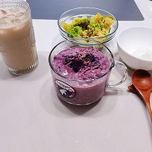牛奶紫薯燕麦黑米粥