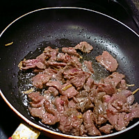牛肉炒白瓜的做法图解2