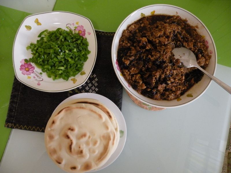 超级容易又好吃的红烧肉+肉夹馍