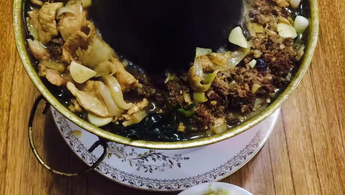 超级简单的铜火锅吃法