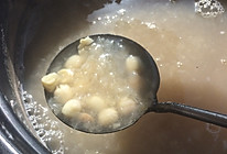 银耳莲子雪梨羹的做法