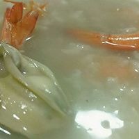 电饭锅生蚝海虾粥的做法图解6