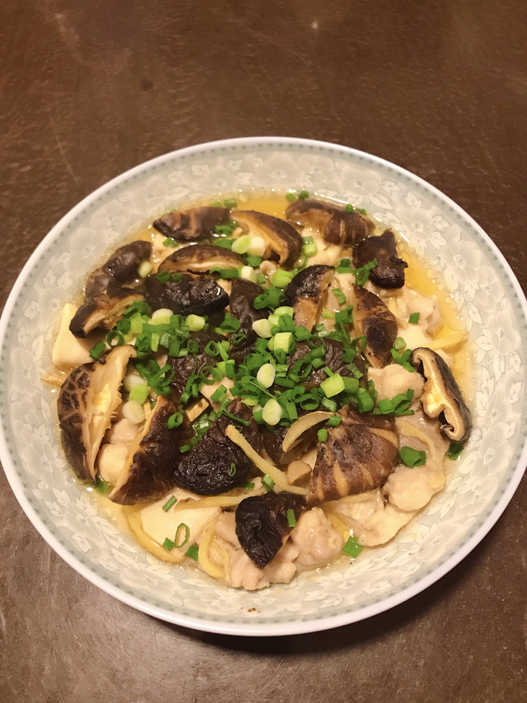 冬菇蒸鸡腿肉的做法