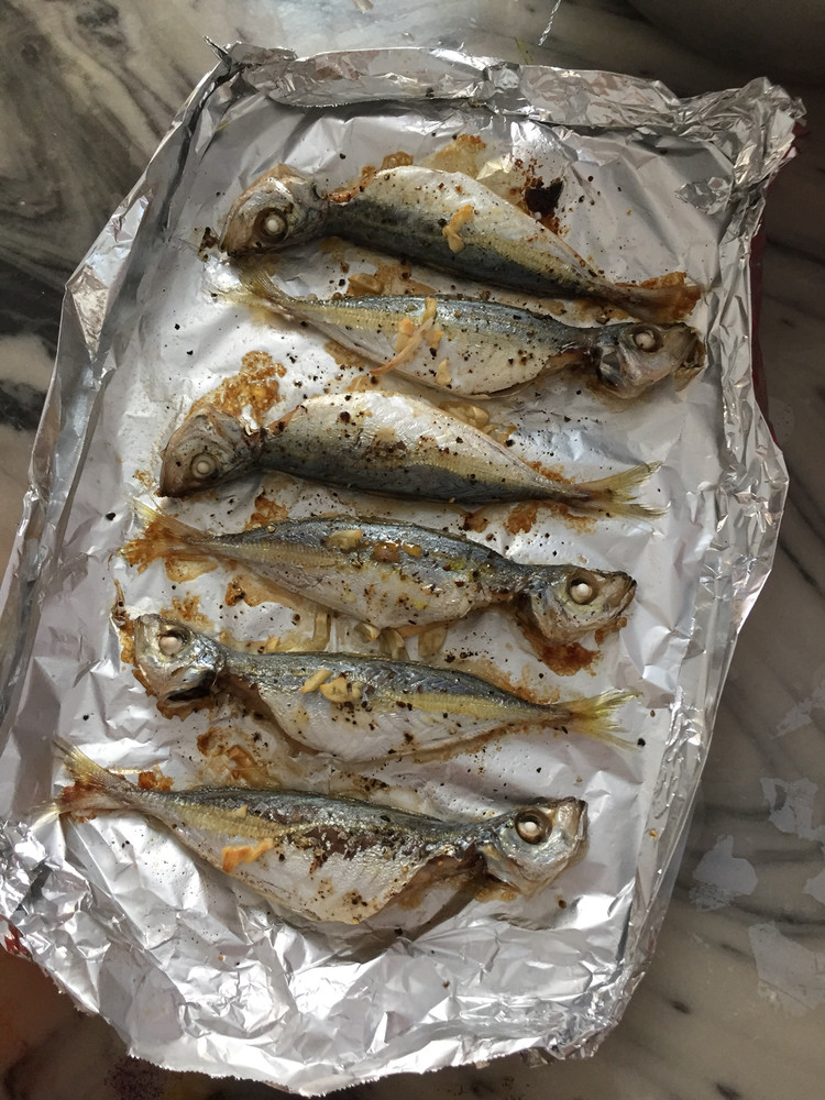 烤咸鱼（海鱼）的做法