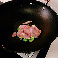 杏鲍菇炒肉片的做法图解4