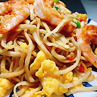 鸡蛋虾仁炒面的做法图解7