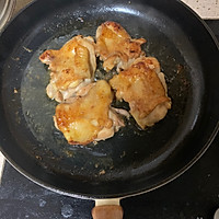 照烧鸡腿的做法图解2