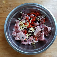 南瓜蒸排骨的做法图解3