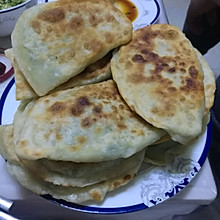 美味韭菜盒子～电饼铛版