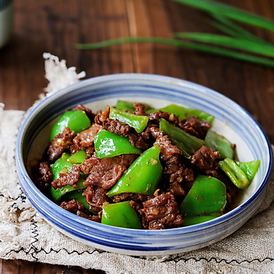 牛肉炒青椒