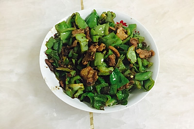 家常菜「辣椒炒肉」