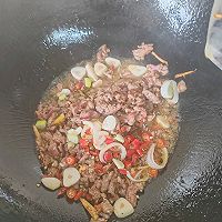 #给年味整点鲜的#羊肉干锅的做法图解4