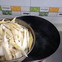 春笋腊肉小炒#德国Miji爱心菜#的做法图解2