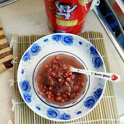 祛湿养颜红豆薏仁汤