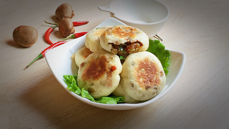 猪肉馅饼的做法