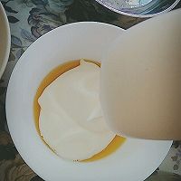蜂蜜牛奶纸杯蛋糕（松软）的做法图解4