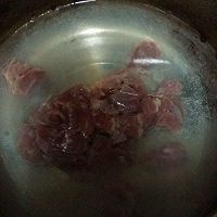 红烧牛肉的做法图解1