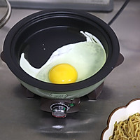 煎蛋菠菜汤面的做法图解9