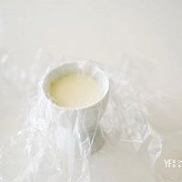 樱花椰香琉璃冻的做法图解3