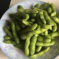 蒜毛豆的做法图解1