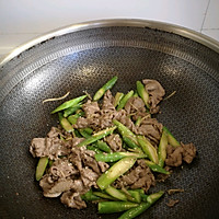 #做出牛肉的分寸感#黑椒牛肉炒芦笋的做法图解12