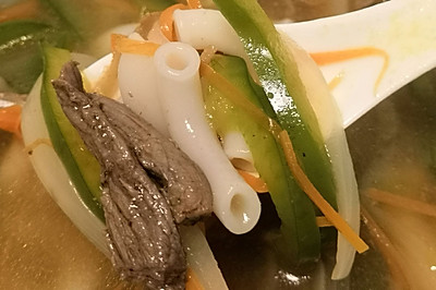 黑椒牛柳汤通心粉
