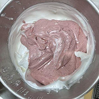 杨梅吐气奶茶蛋糕的做法图解7